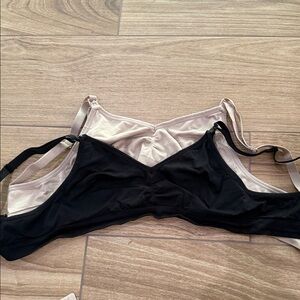 2 Women's Black and Cream nursing bra